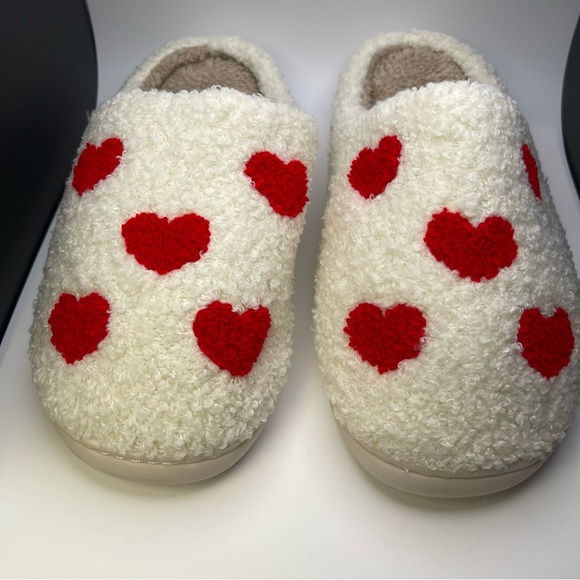 Shoes - Plush and Fuzzy Slippers w/ Red Hearts, Women's Size 11 - NWT